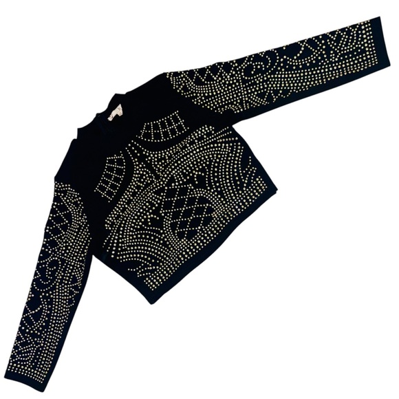 It Girl ✨$4 when bundled✨ long sleeve embellished studded crop top - Picture 1 of 7
